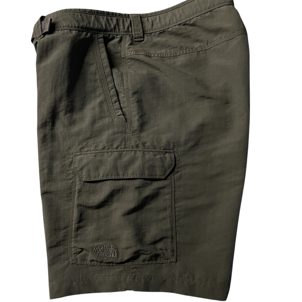 The North Face Army Green Cargo Shorts Durable Outdoor Essential size 38 - Picture 9 of 11